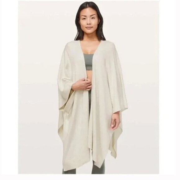 Lululemon Free To Coast Poncho Wrap Sweater Heathered Dove Gray OS Loungewear - Picture 1 of 10